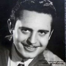 Carlos Lemos 飾演 (voice)