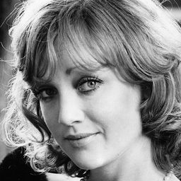 Doris Kunstmann 飾演 Magda Mohr