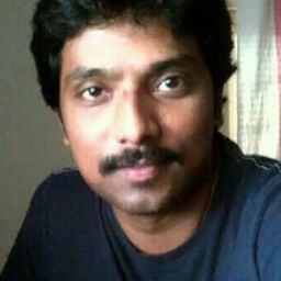 Ajay Raj 飾演 Dhayalan