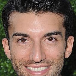 積斯汀巴爾多尼 飾演 Self (archive footage)