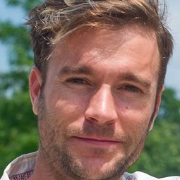 Nestor Judkins 飾演 Self