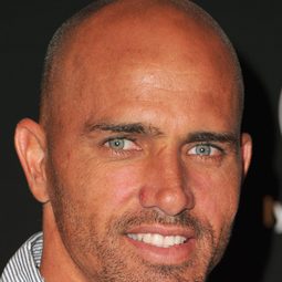 凱利·史雷特 - Fighting Fear演員 飾演Himself