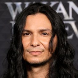 佛洛倫斯卡薩姆巴 飾演 Attuma