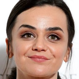 夏莉史昆絲 飾演 Dr. Olivia Wendle