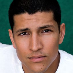 丹尼·拉米雷斯 飾演 Lt. Mickey 'Fanboy' Garcia