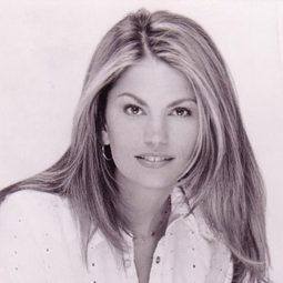 琳恩·科普利茲 飾演 Herself