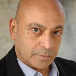 Hassani Shapi - 諜影交鋒演員 飾演Syrian Trade Minister