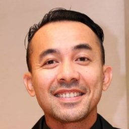 Volland Humonggio - Broken Wings演員 飾演Rahmat