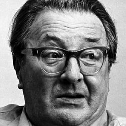 Stanisław Igar - 生命的烙印演員 飾演Minister