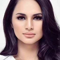 Izara Aishah 飾演 Ana