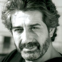 Manrico Gammarota 飾演 Salvatore