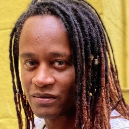 Toni Garrido 飾演 São Pedro