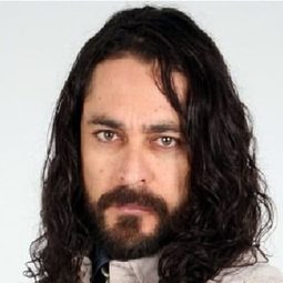 Juvel Vielma - Secreto de Confesión演員 飾演