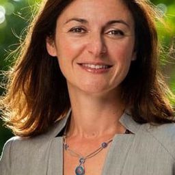 Feryal Özel 飾演 Self