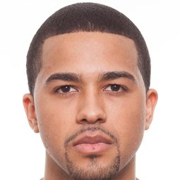 Frank Fiola 飾演 TV Executive