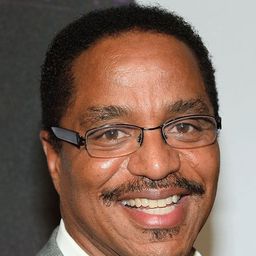 Marlon Jackson 飾演 Self