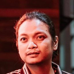 Don Melvin Boongaling 飾演 Andres