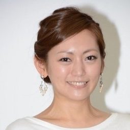 Yumi Egawa 飾演 