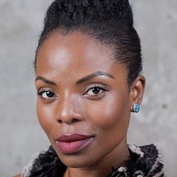 瑪莎·史黛芬妮·布萊克 - 高蒂演員 飾演Carol