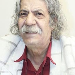 Sadreddin Hejazi 飾演 