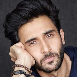 羅翰·維諾德·梅赫拉 飾演 Rizwan Ahmed