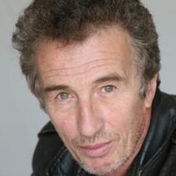 Marc Chapiteau - 法蘭西回憶演員 飾演Pédret jeune