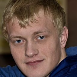 Yaroslav Biletskiy 飾演 