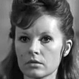 Marchella Chebotarenko 飾演 Greenhouse worker