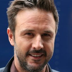 大衛雅奇 飾演 Self