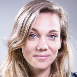 Aniek Stokkers - 求分大作戰演員 飾演Ilse