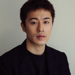 富田 健太郎 飾演 