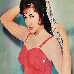 Parveen Choudhary 飾演 Rita Verma