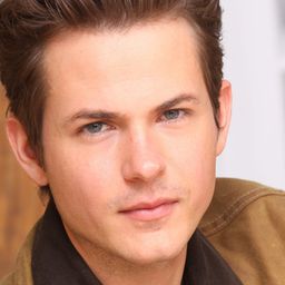 Daniel Ross Owens - 美國迦頓演員 飾演Hamm