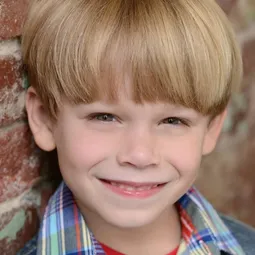 Hudson Meek - 造訪天堂演員 飾演Chris Piper