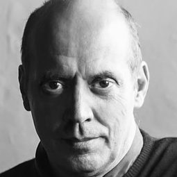 Pompeyo Audivert - 幸運星盧克演員 飾演Undertaker