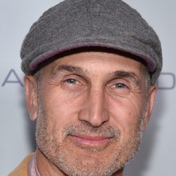 Craig Gillespie - 時尚惡女：庫伊拉導演
