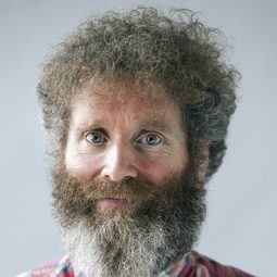 Bryan Quinn - 找到你演員 飾演Alexander