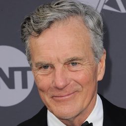 Nicholas Hammond - 八肢藝術演員 飾演Nick Buckley