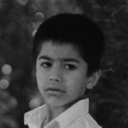 Cihat Bütün - The Small Town演員 飾演Ali