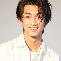 李孝謙 飾演 Lu Jie