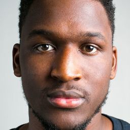 Acorye' White 飾演 Herschel