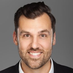 Dave Collette - 過年有禮不嫌多演員 飾演Roy