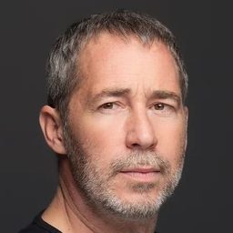 Sinan Albayrak - Çinliler Geliyor演員 飾演Yuppie