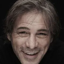 史蒂芬費哈夏 - Treasure of the Bitch Islands演員 飾演Ponthans