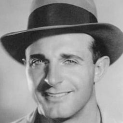 Ray Corrigan - Murder in the Private Car演員 飾演Naba the Gorilla (uncredited)