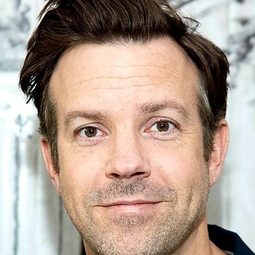 積遜蘇迪堅斯 飾演 Red (voice)