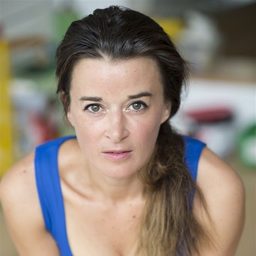 Béatrice de la Boulaye - Zaï Zaï Zaï Zaï演員 飾演Policière commissariat