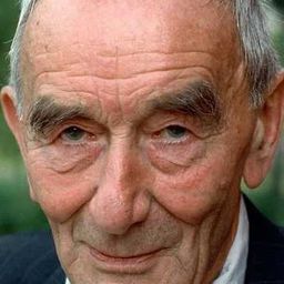 Werner Dissel 飾演 Mann mit Decke