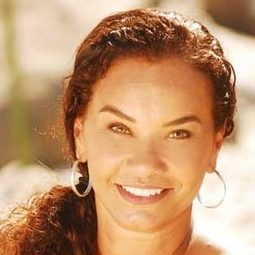 Solange Couto - 巴士上的夫人演員 飾演Sambista