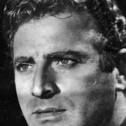 Germano Longo - 嚎叫演員 飾演Direttore Manicomio